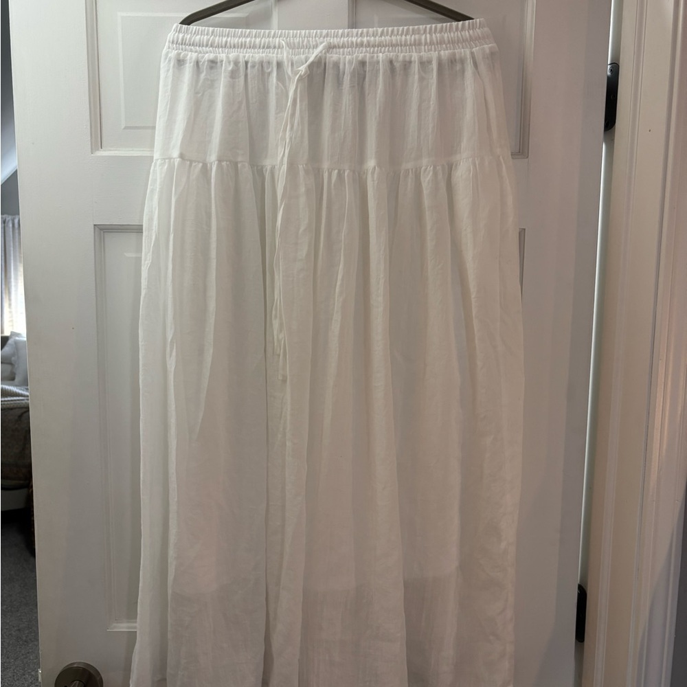 Elegant White Maxi Skirt